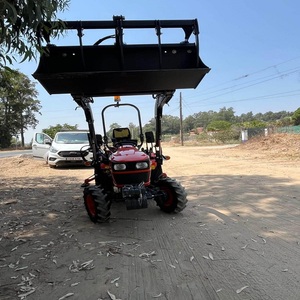 Proveedor mayorista de tractores Kubota EK1-261 usados de gran demanda con cargador frontal para tractor agrícola compacto - Product Image 1