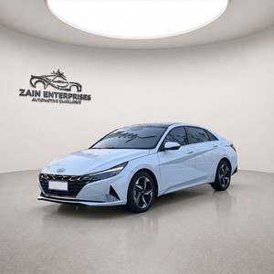 Elantra 2022 Édition Luxe Premium, Berline Compacte d'Occasion, Boîte Automatique, Sièges en Cuir, Phares à LED - Product Image 1