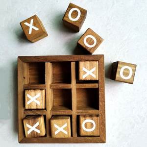 Jeu de Tic Tac Toe en bois OEM, plateau 3x3 avec pièces X marron et O naturel, jeu de stratégie de table - Product Image 5