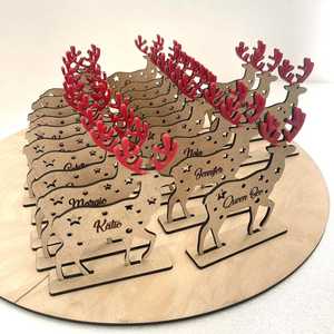 Ornement de Noël personnalisé en forme de cerf, décor de fête en bois découpé au laser, décoration circulaire avec scène forestière - Product Image 5