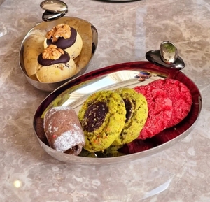 Premium Quality Stainless Steel Luxury Metal Serving Bowl Collection Unique Designer Stand Food Chocolate Candy <b>Nuts</b> Metal Bowl - Product Image 5