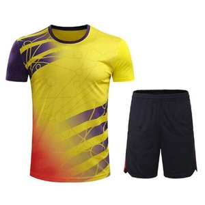 Ensemble de vêtements de tennis personnalisés pour hommes en gros – T-shirt de sport respirant avec short assorti, séchage rapide, extensible, pour l'entraînement athlétique - Product Image 4