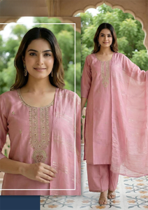 Traje de mujer de alta calidad para eventos formales, reuniones sociales informales y fiestas, a precio mayorista desde India. - Product Image 4