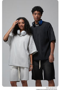 ชุดเซ็ตเสื้อยืดครอปพิมพ์ลายสกรีนและกางเกงขาสั้นลำลองสำหรับผู้ชาย ผ้าฝ้าย 100% ระบายอากาศได้ดี สไตล์วินเทจ ล้างสีแบบแอซิดวอช เหมาะสำหรับฤดูร้อน - Product Image 5