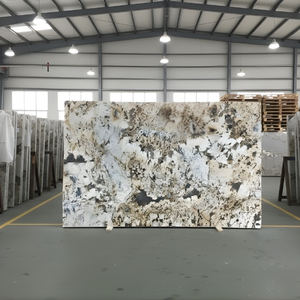 Dalle de granit exotique premium doré pour la décoration murale de cuisines et salles de bain de villas et hôpitaux, export en vrac Inde - Product Image 2