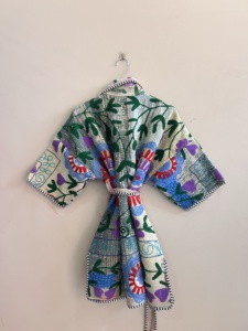 Veste courte vintage Kantha Suzani à manches courtes, faite à la main, brodée, style bohème - Product Image 6