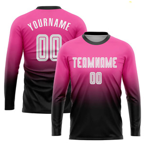 Tenue de football renforcée avec surpiqûres contrastées - Product Image 1