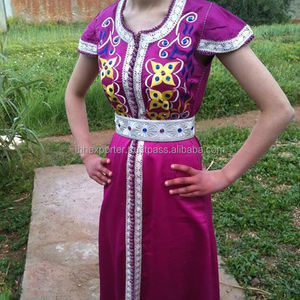 Kaftan à manches de nouveau style avec tissu Nida et travail de pierre à broder sur la ceinture - Product Image 1