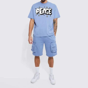 รับผลิตชุดเซ็ตเสื้อยืดและกางเกงขาสั้นผู้ชายลายพิมพ์ DTG ตามแบบที่ต้องการ ชุดฤดูร้อนสองชิ้น กางเกงขาสั้นย้อมสีเอซิด - Product Image 1