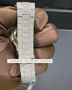 Montre de luxe personnalisée pour homme, sertie de diamants Moissanite VVS, qualité supérieure, neuve, best-seller. - Product Image 4