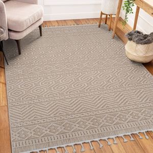 Juego de alfombras geométricas para interiores y exteriores de la colección LOOM and LUXE, 5X7, color moca - Product Image 1