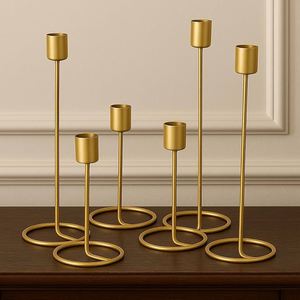 Support de bougie sculptural artisanal en fer forgé avec coupelle intégrée, durable, pour la décoration intérieure des hôtels, restaurants et commerces de détail - Product Image 6