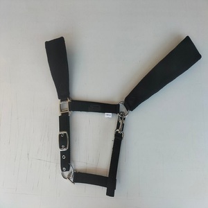 Licol en nylon robuste et pratique pour chevaux – PRODUITS ÉQUITATION DE QUALITÉ pour le travail à la ferme et l'entraînement – Respirant, confortable, design de haute qualité - Product Image 3