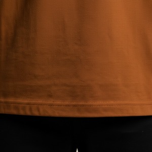 เสื้อยืดคอกลมแขนสั้นทรงปกติสำหรับผู้ชาย สีมัสตาร์ด ผ้าเจอร์ซีย์คอตตอน 100% สไตล์ลำลอง ปรับแต่งได้ ด้านหน้าผ้าถักระบายอากาศ - Product Image 5