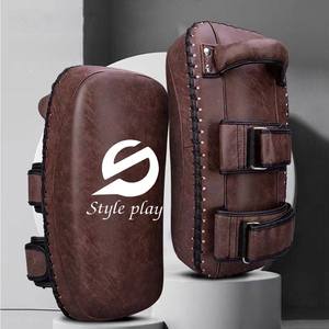Concevez votre propre bouclier de kickboxing avec logo, taille et couleur personnalisés, services OEM sur mesure, bouclier de boxe pour l'entraînement - Product Image 1