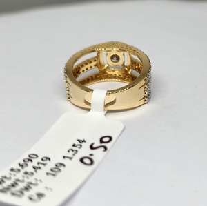 แหวนหมั้นเพชรเม็ดเดี่ยวทรงหรูหราสำหรับผู้หญิง ทองคำแท้ 14K ชุบโรเดียม เครื่องประดับหรูหรา เพชรรับรองโดย IGI - Product Image 3