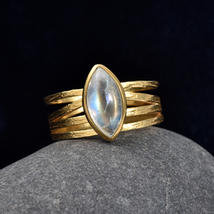 Anillo de Plata Chapado en Oro de 18K con Cuarzo Arcoíris Natural, Hecho a Mano, Multibanda, Estilo Boho, Regalo, Fabricante OEM/ODM - Product Image 1