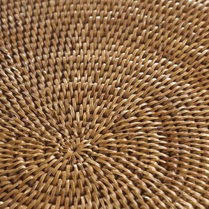 Assiette de présentation en rotin naturel tressé à la main pour banquets d'hôtel et aménagement de table de luxe - Product Image 2