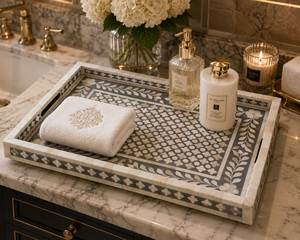Juego de tocador con incrustaciones de hueso negro y marfil, bandeja rectangular con diseño floral para decoración de baño, fácil de limpiar, juego de decoración para baño - Product Image 1