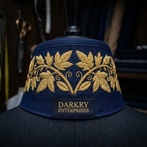 Service de Fabrication d'Uniformes Sur Mesure avec Broderie Feuille en Fil d'Or Fait Main et Col Montant Bleu Marine – Fournisseur - Product Image 1