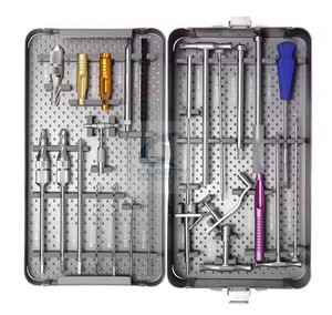ชุดเครื่องมือผ่าตัดกระดูกสะโพก DHS DCS Trauma Surgery Instrument Kit ระบบสกรูสะโพกแบบไดนามิก ทำจากเหล็กกล้าไร้สนิม สำหรับการยึดตรึงกระดูกหักในศัลยกรรมกระดูก - Product Image 6