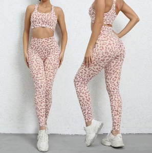 Conjunto de Yoga para mujer, ropa de gimnasio para entrenamiento, conjunto de Yoga transpirable para mujer, conjuntos de Yoga de nailon para adultos - Product Image 3