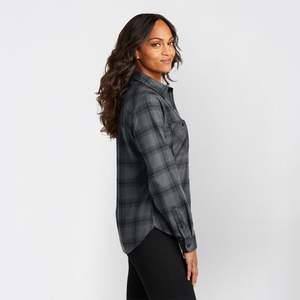 เสื้อเชิ้ตผ้าแฟลนเนลผู้หญิงสั่งตัดพิเศษ แขนยาว ผ้าฝ้าย 100% สีพื้น สไตล์ลำลอง ติดกระดุมด้านหน้า ใส่สบาย ทันสมัย - Product Image 3