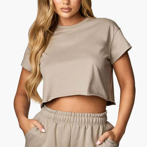 T-shirt court ample pour femme, inspiré de la mode, avec épaules tombantes, tissu doux et look décontracté urbain - Product Image 1