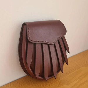 Vente chaude : Sporran en cuir végétalien marron uni, idéal pour les tenues traditionnelles écossaises des Highlands – Fournisseur direct usine - Product Image 4