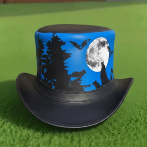 Sombrero de copa de cuero hecho a mano de primera calidad, diseño gótico steampunk con motivos de luna, bosque y murciélagos. - Product Image 1
