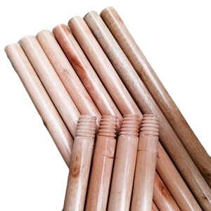 Vente en gros Bâton de balai verni Manche de balai <span class=keywords><strong>Prix</strong></span> d'usine Bâton en bois pour balai moins de 1 dollar Article ménager - Product Image 3