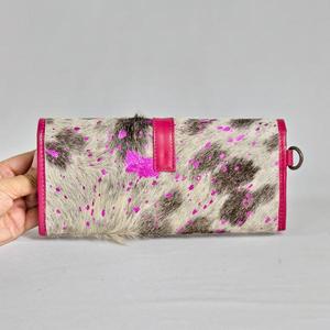 Cartera Larga de Cuero Genuino para Mujer con Estampado Animal, Cierre de Hebilla Rosa, Hecha a Mano, para Uso Diario - Product Image 2