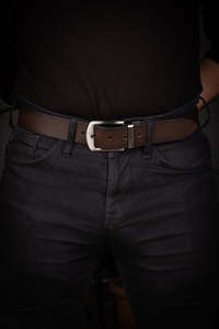 Ceintures habillées de luxe en cuir réversibles de haute qualité pour hommes, avec boucle en alliage, personnalisables, pour jeans, vente en gros OEM, disponibles - Product Image 2