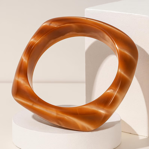 Bracelet jonc en résine avec fleurs séchées, élégant et empilable, pour femme, idéal pour les fêtes chrétiennes - Product Image 5