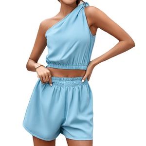 Conjunto de Ropa Urbana de Verano para Mujer 2026, Top Corto sin Mangas con Logotipo Personalizado, Pantalones Cortos de Punto, Estampado Floral, Conjunto de Dos Piezas Sexy para Club o Casual - Product Image 3