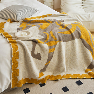Luxurious and Comfortable 100% Polyester <strong>Knitted</strong> Solid Eco-friendly <strong>Throw</strong> <strong>Blanket</strong> for Home Decoration Office Use and Travel MDE - Product Image 1