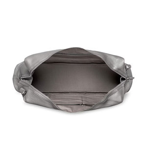 Sac de voyage en cuir de vachette de qualité supérieure, durable, idéal pour les voyages, en vente - Product Image 4