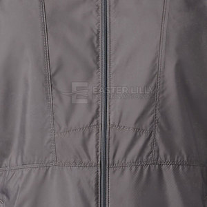 Chaqueta cortavientos de invierno estilo streetwear para hombre con un aspecto informal y un ajuste cómodo para usar durante todo el día. - Product Image 5