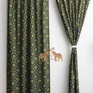 Hermosas Cortinas de Algodón Estampadas a Mano, Juego de Cortinas para Puerta Hechas a Mano, Diseño Moderno y Lujoso - Product Image 5