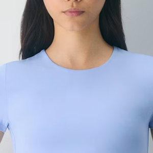 Ropa Casual para Mujer con Diseño de Logotipo Personalizado, Camisetas de Mujer con Logotipo Personalizable a Precios Económicos y Diseño Elegante para Pedidos al por Mayor - Product Image 2