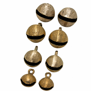 Campanas de vaca antiguas hechas a mano de latón chapado en oro, campanas decorativas rústicas para colgar en el hogar y el jardín. - Product Image 1