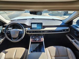 Offre exceptionnelle : Lincoln Aviator Réservoir AWD d'occasion 2021 - Product Image 2