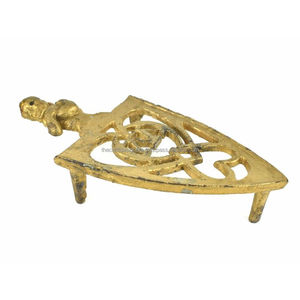 Beautiful Metal <b>Trivet</b> For Decorative Display And Functional Use During Family Meals And Festive Occasions - Product Image 2