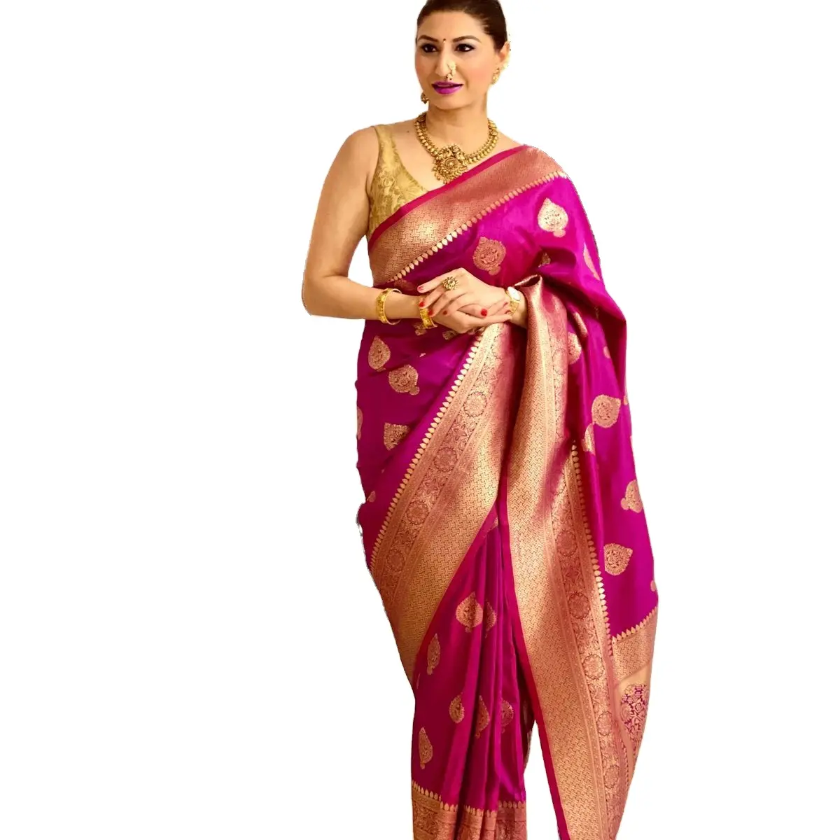 Thiết kế mới nhất đẹp phong phú pallu Jacquard làm việc trên tất cả các Saree.