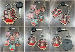 Porte-clés en cuir à carreaux, style nouveau, design artisanal, luxe personnalisé, véritable cuir de vache, accessoires cadeaux unisexes - Product Image 3