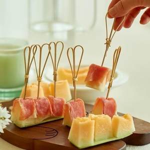 Brochettes de bambou personnalisées écologiques, accessoires décoratifs pour repas d'enfants, brochettes de fruits, brochettes de hamburger durables - Product Image 5