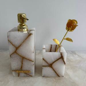 Ensemble de distributeurs et accessoires de salle de bain de haute qualité, plateau de rangement décoratif, kit d'accessoires de salle de bain élégant pour la maison - Product Image 5