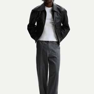 Chaqueta Bomber de Cuero PU Personalizada para Hombre, Cómoda y Elegante, de Alta Calidad y Resistente al Viento - Product Image 4