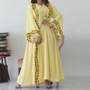 Abaya con Cierre Frontal para Lactancia – Prenda de Maternidad Práctica y Modesta para Uso Diario - Product Image 4