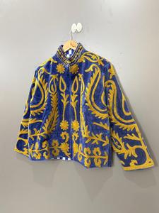 Chaqueta de terciopelo estilo indio con bordado floral azul y dorado, abrigo de invierno para mujer, corte regular, bordado a mano - Product Image 2